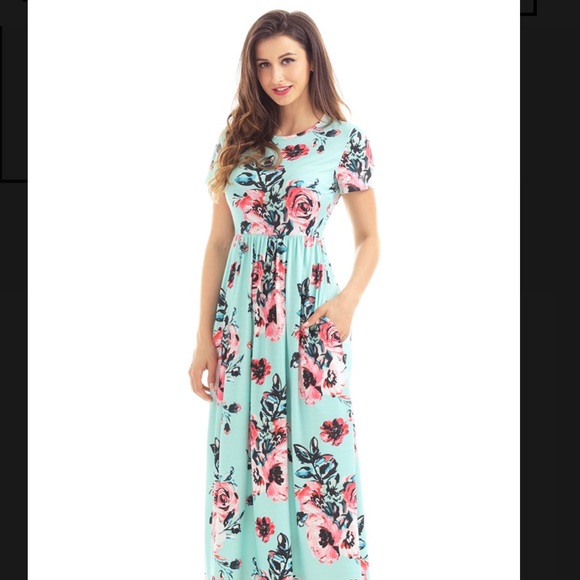 LAST ONE-Flower Maxi Dress- it has pockets!! - Picture 1 of 7